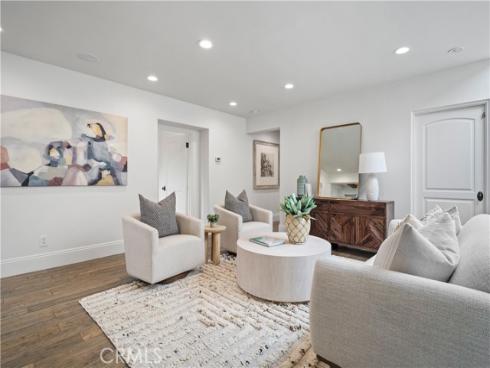 110  Via Trieste  , Newport Beach, CA