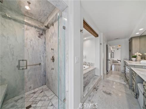 110  Via Trieste  , Newport Beach, CA