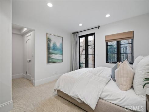 110  Via Trieste  , Newport Beach, CA