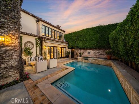 110  Via Trieste  , Newport Beach, CA