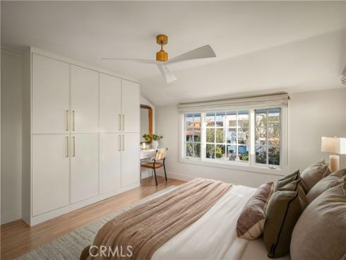 425 Tustin Avenue, Newport Beach, CA