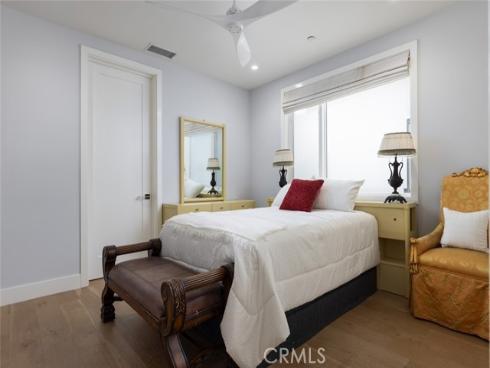 44  Balboa  , Newport Beach, CA