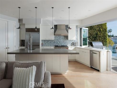 44  Balboa  , Newport Beach, CA