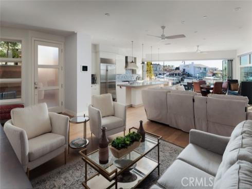 44  Balboa  , Newport Beach, CA