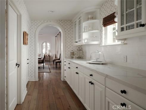 9  Boardwalk  , Newport Beach, CA