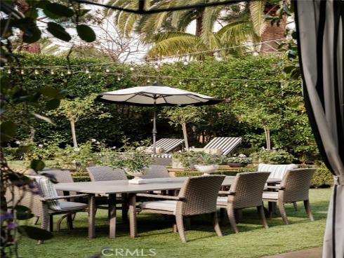 9  Boardwalk  , Newport Beach, CA