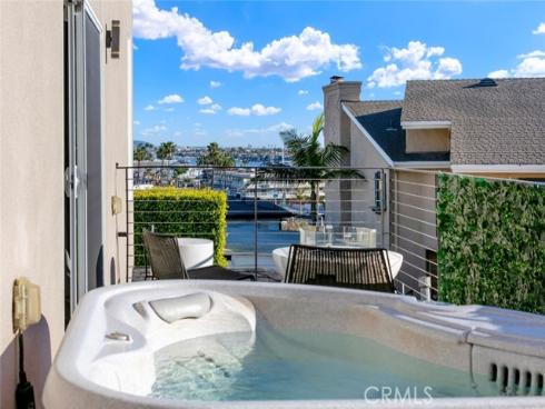 210  La Jolla  , Newport Beach, CA