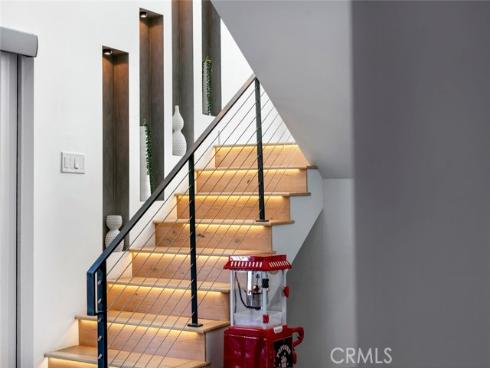 210  La Jolla  , Newport Beach, CA