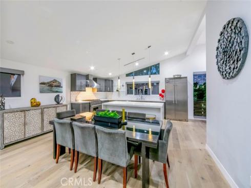 210  La Jolla  , Newport Beach, CA