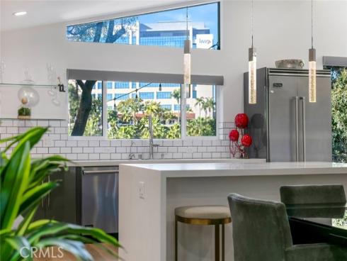 210  La Jolla  , Newport Beach, CA