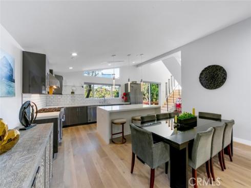 210  La Jolla  , Newport Beach, CA