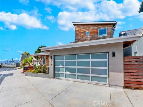 210  La Jolla  , Newport Beach, CA