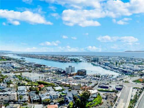 210  La Jolla  , Newport Beach, CA