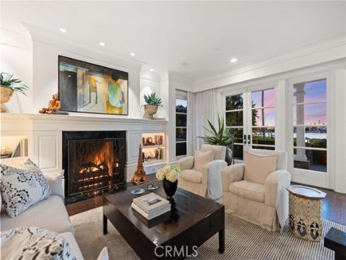 2411  Bayshore  , Newport Beach, CA