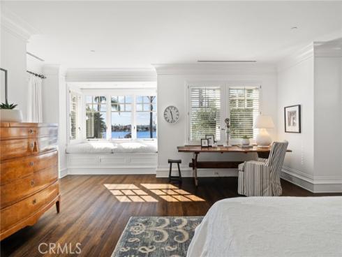 2411  Bayshore  , Newport Beach, CA