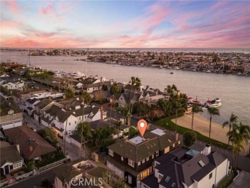 2411  Bayshore  , Newport Beach, CA