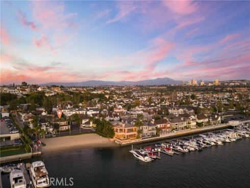 2411  Bayshore  , Newport Beach, CA