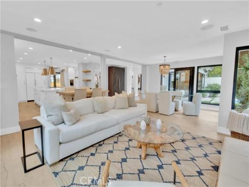 1807  Newport Hills Dr  , Newport Beach, CA