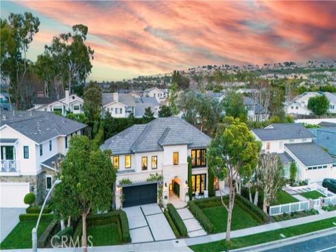 1807  Newport Hills Dr  , Newport Beach, CA