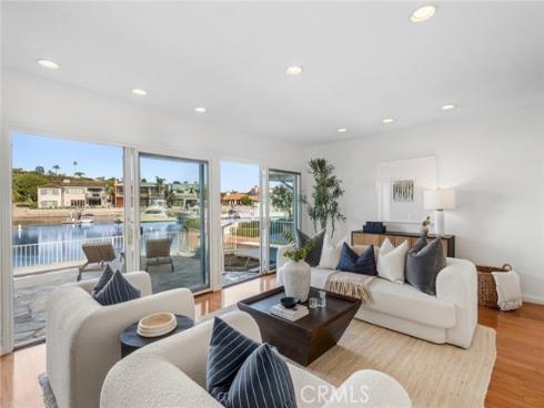 500  Evening Star  , Newport Beach, CA