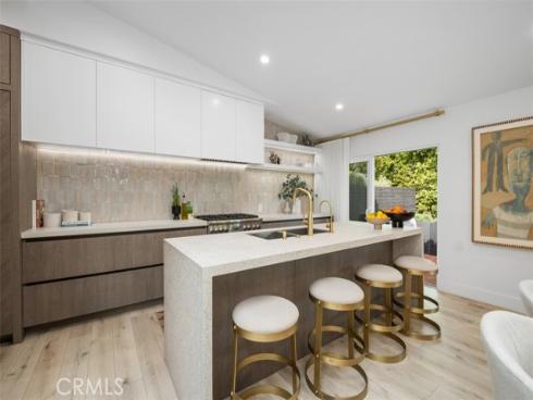 358  Vista Madera  , Newport Beach, CA