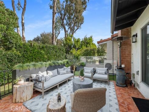 358  Vista Madera  , Newport Beach, CA