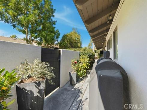 2107  Vista Laredo  , Newport Beach, CA