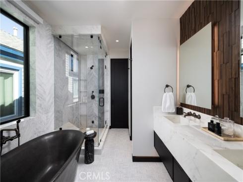 218 E Oceanfront  , Newport Beach, CA