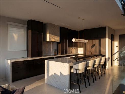 218 E Oceanfront  , Newport Beach, CA