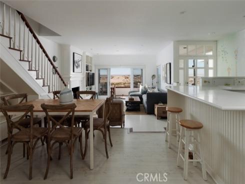 116 E Oceanfront  , Newport Beach, CA