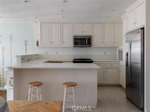 116 E Oceanfront  , Newport Beach, CA