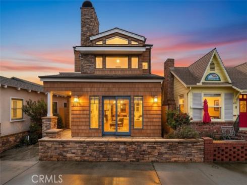 211 E Bay  , Newport Beach, CA