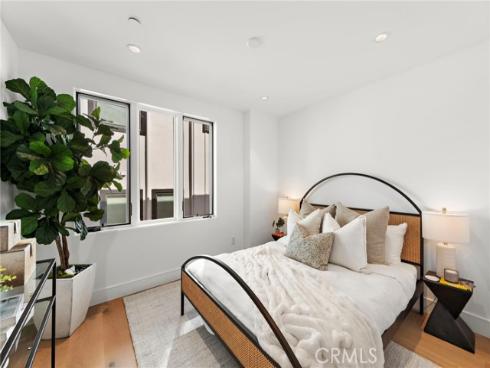 20462  Santa Ana Ave  F , Newport Beach, CA