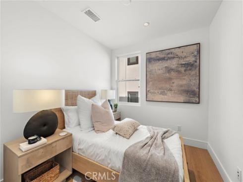 20462  Santa Ana Ave  F , Newport Beach, CA