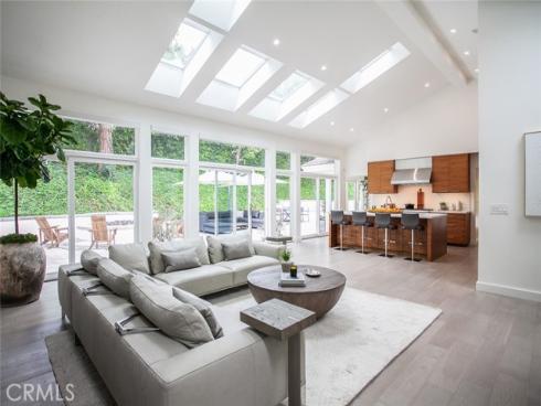 11  Greenbriar  , Newport Beach, CA