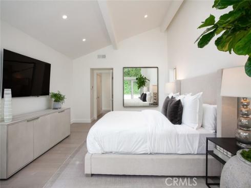 11  Greenbriar  , Newport Beach, CA