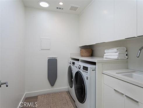 11  Greenbriar  , Newport Beach, CA