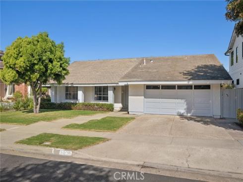 2030  Port Weybridge  , Newport Beach, CA