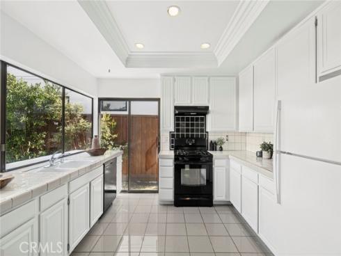 2030  Port Weybridge  , Newport Beach, CA