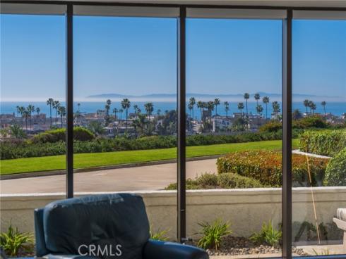 230  Lille Lane  113 , Newport Beach, CA