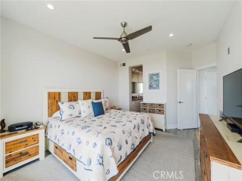 230  Lille Lane  113 , Newport Beach, CA