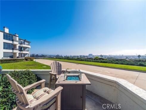 230  Lille Lane  113 , Newport Beach, CA