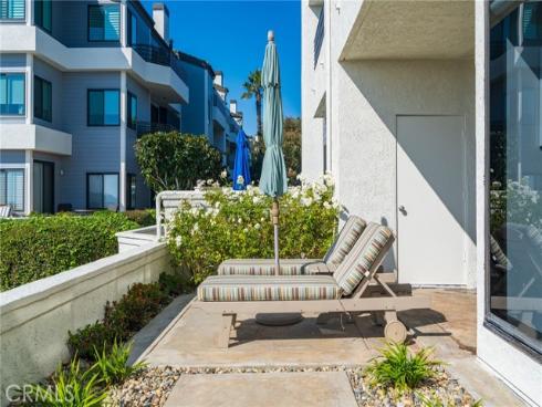 230  Lille Lane  113 , Newport Beach, CA