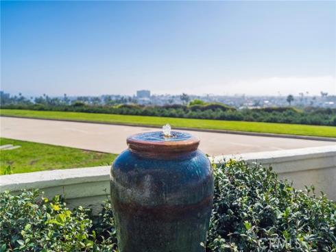 230  Lille Lane  113 , Newport Beach, CA