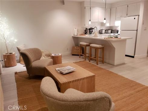 200  Mcneil  211  Lane, Newport Beach, CA