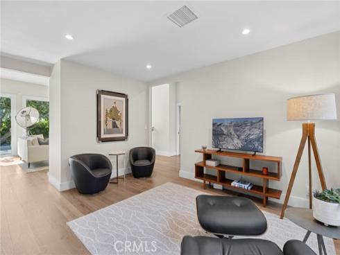 3 Rue Cannes , Newport Beach, CA