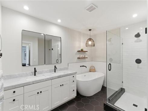 3 Rue Cannes , Newport Beach, CA