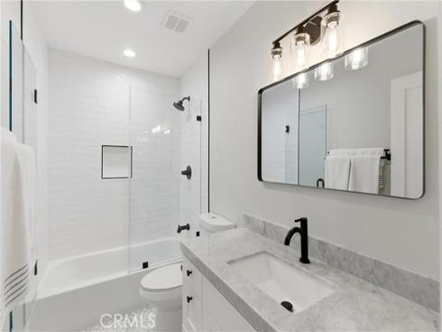 3 Rue Cannes , Newport Beach, CA