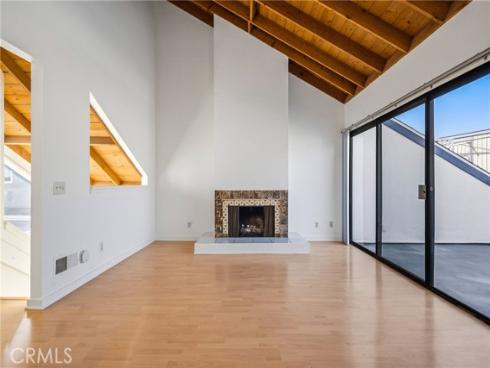 820 W Balboa   Boulevard, Newport Beach, CA