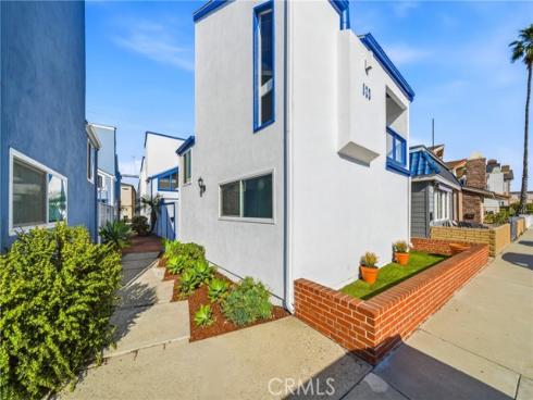 820 W Balboa   Boulevard, Newport Beach, CA